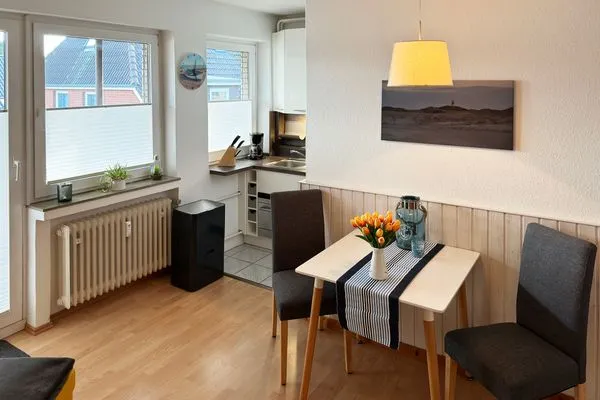 Wohnzimmer der Ferienwohnung Kniepsand in Wittdün auf Amrum Haus Diana Ferienwohnung „Kniepsand"
