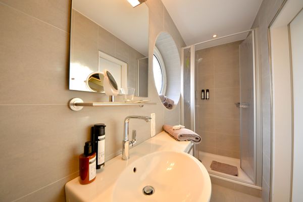 Poseidon Ferienwohnung 2/1 Wangerooge - Badezimmer