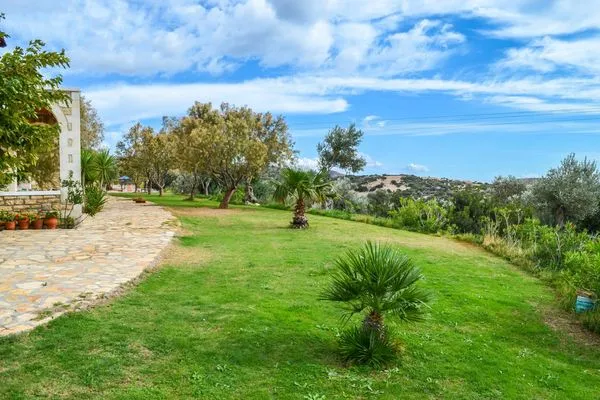 Garten  Petra-Mare 2