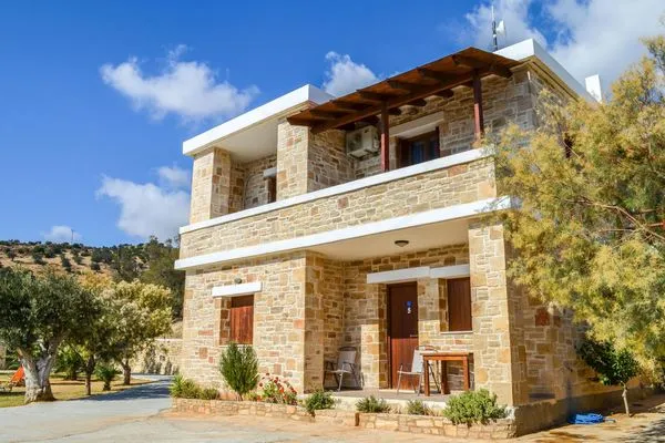 Main view  Petra-Mare 6