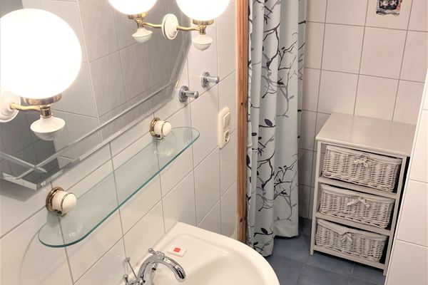 FERIENWOHNUNGEN IM TÖPFERWEG Ferienwohnung Tine Ostseebad Ahrenshoop - 