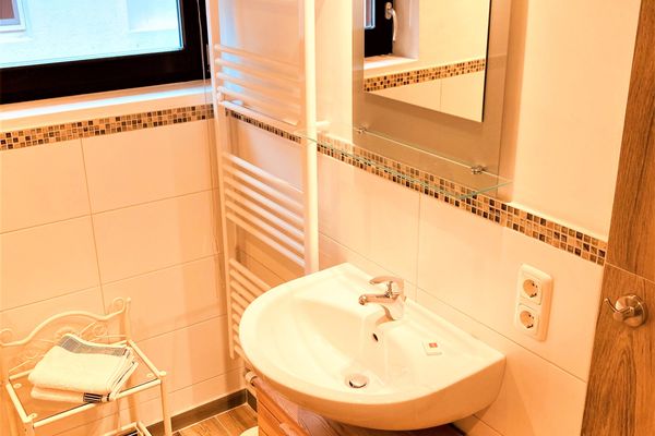 FERIENWOHNUNGEN IM TÖPFERWEG Doppelhaushälfte Mia Ostseebad Ahrenshoop - 