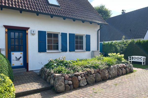 FH Tannenwieck - Austernfischer (OG)  - Fassade / Eingang