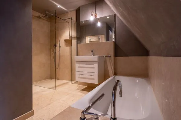 Dorf Domizil Ferienhaus Dorfremise SPO Dorf - 