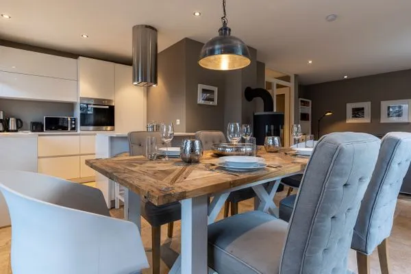 Dorf Domizil Ferienhaus Dorfremise SPO Dorf - 