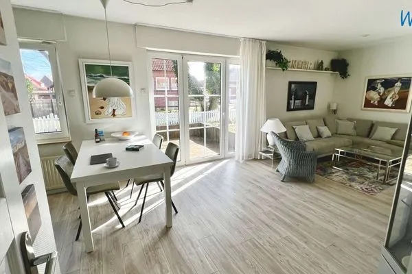 Wohnzimmer Juist Zauber - Haus 3 Ferienwohnung Lampe