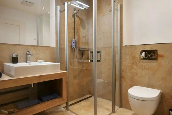 Badezimmer Villa Petersen Ferienwohnung 2