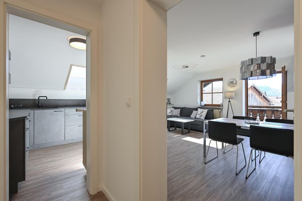  Ferienwohnung Bergsommer Ferienwohnungen in Schwangau - Wohnzimmer & Küche