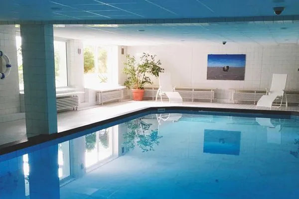 Strandhochhaus Sahlenburg FeWo J12 Sahlenburg - Pool