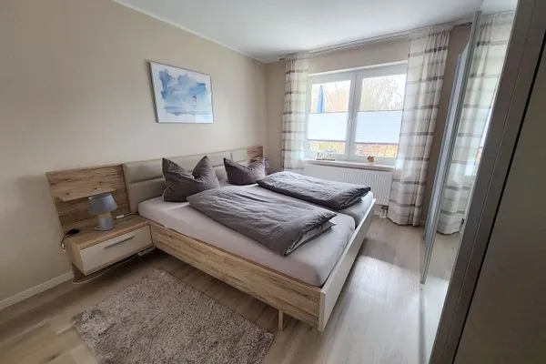 Schlafzimmer mit Doppelbett Hoppenberg 5 - Wohnung Schröder