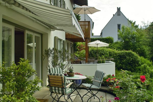Ferienhaus Reiter Ferienwohnung Alpenrose Ferienwohnungen in Füssen - Gartenblick