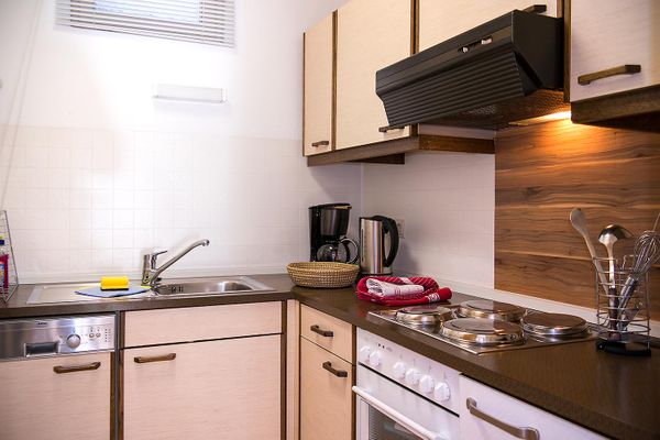 Ferienhaus Reiter Ferienwohnung Seidelbast Ferienwohnungen in Füssen - Küche / Küchenzeile