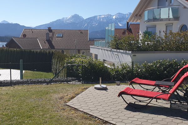  Ferienhaus Luca Ferienwohnungen in Hopfen am See - Garten