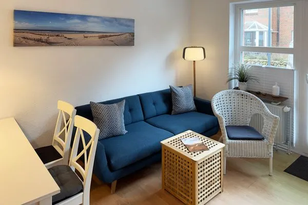 Wohnzimmer der Ferienwohnung Strandlöper in Wittdün auf Amrum Huus Heverknob Ferienwohnung *Strandlöper*
