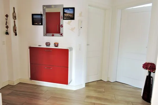 Flur Neue Reihe Neue Reihe 28 - Wohnung Wolke 7