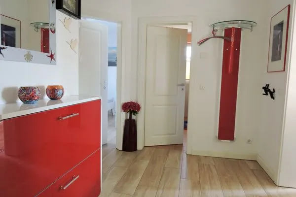 Garderobe Neue Reihe Neue Reihe 28 - Wohnung Wolke 7