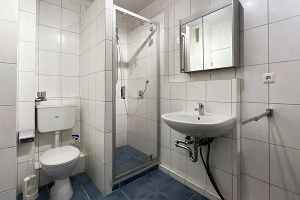 Badezimmer der Ferienwohnung Buchholtz in Wittdün auf Amrum Haus Nordenlicht Ferienwohnung „Dr. Buchholtz"