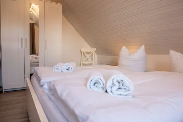 Haus Ingeborg Wohnung 1/EG Duhnen - Schlafzimmer