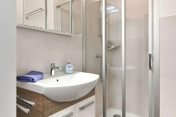 Badezimmer Haus Elisabeth-Anna-Straße 28 Ferienwohnung Minette