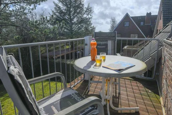 Balkon Haus Dünenrose Ferienwohnung Inselnest