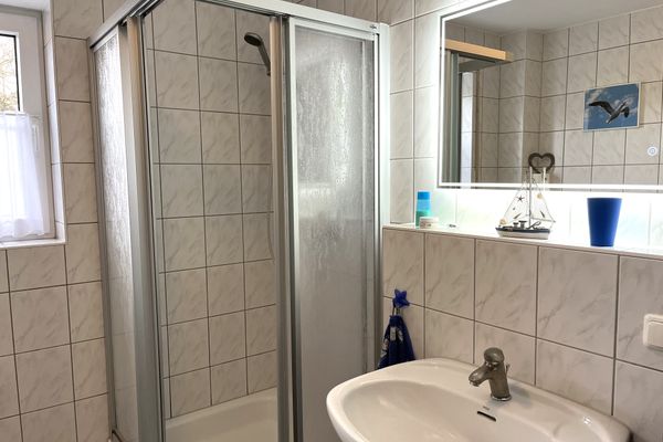  Lindenstraße 40 Wohnung 16 Zingst - Badezimmer