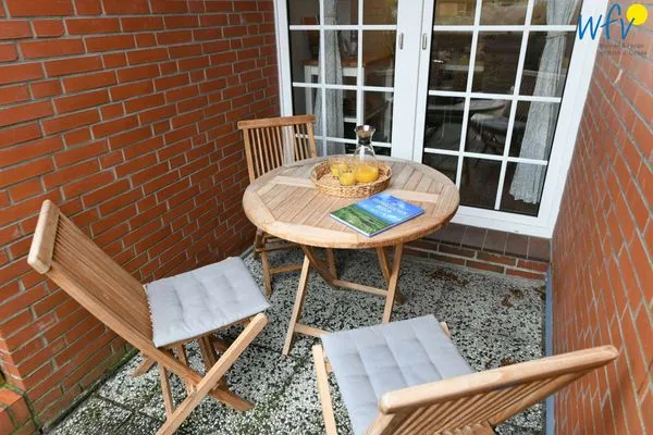 Terrasse Familienhaus im Dorfgroden 27 Ferienwohnung Zugvogel