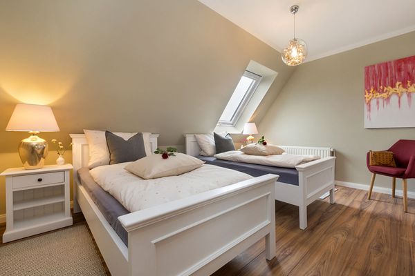  Lindenstraße 34 Wohnung Meeresrauschen Zingst - Schlafzimmer