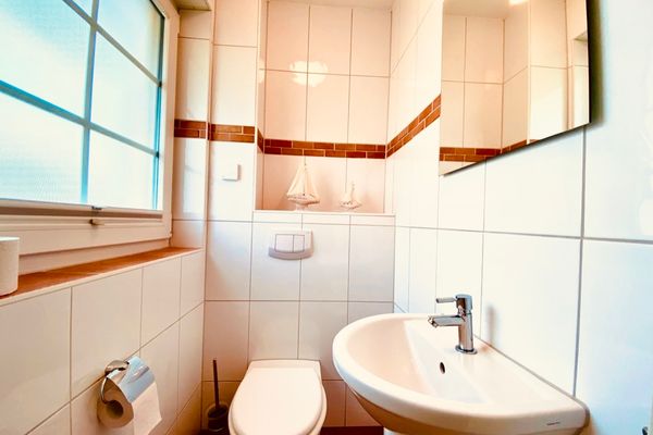  Mine-Heimat-Weg 10 Haus Kleines Leuchtfeuer Zingst - Badezimmer