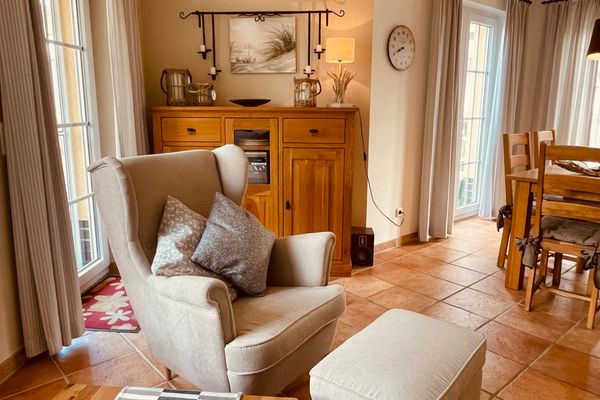  Mine-Heimat-Weg 10 Haus Kleines Leuchtfeuer Zingst - Wohnzimmer