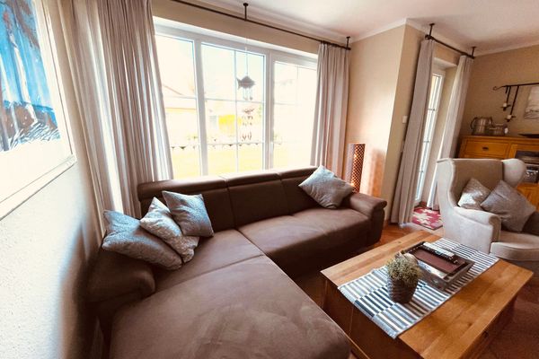  Mine-Heimat-Weg 10 Haus Kleines Leuchtfeuer Zingst - Wohnzimmer