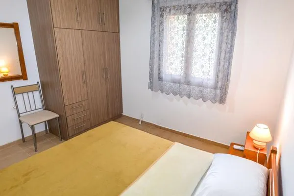 Schlafzimmer  Petra-Mare 8