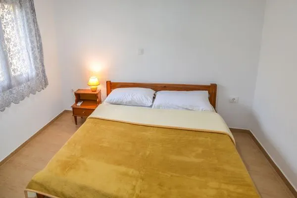 Schlafzimmer  Petra-Mare 8