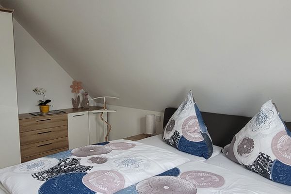  Neue Reihe 1 Wohnung 3 "Nordflair" Zingst - Schlafzimmer