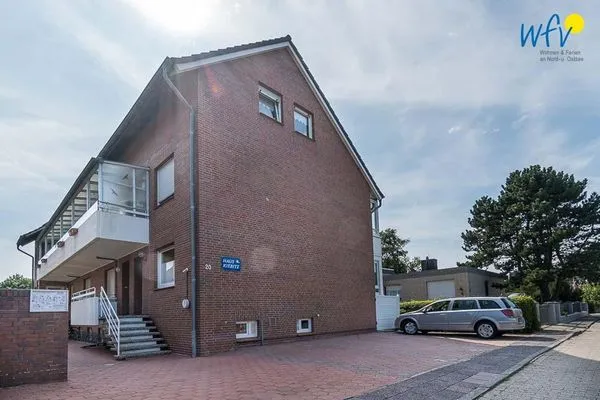 Hauptansicht Haus Kiebitz Ferienwohnung Strandkörbchen