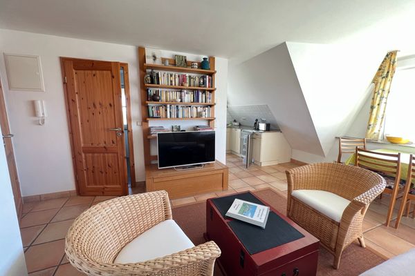  Haus am Boddenufer Wieck - Wohnzimmer