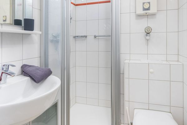  Haus Bielefeld Ferienwohnung 20 Norderney - Badezimmer