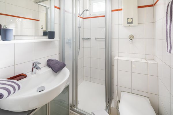  Haus Bielefeld Ferienwohnung 20 Norderney - Badezimmer
