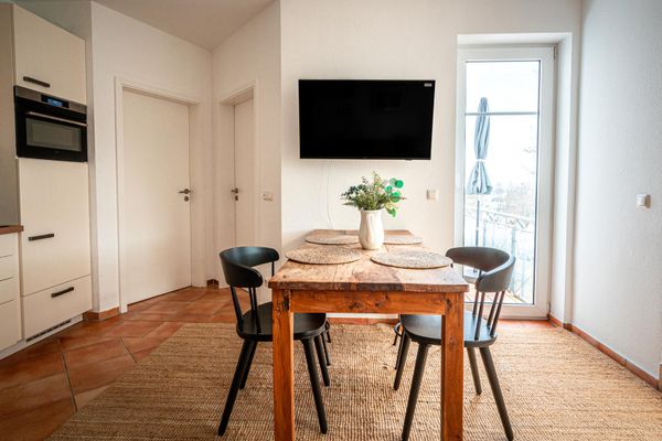 Wohnzimmer mit Essplatz