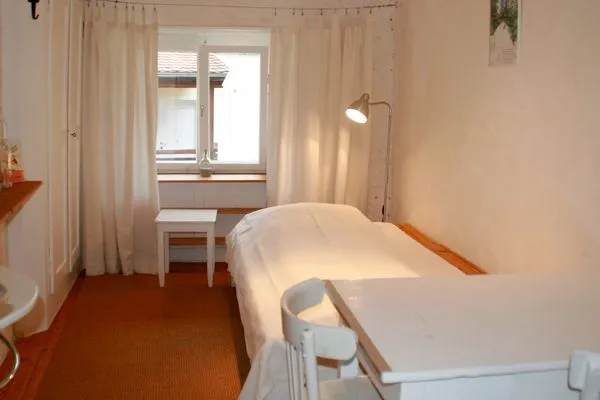 Multi-Fewo-Haus Felsgässele Ferienwohnung Altes Haus 4 Lindau Insel - Schlafzimmer 1 - Einzelbett