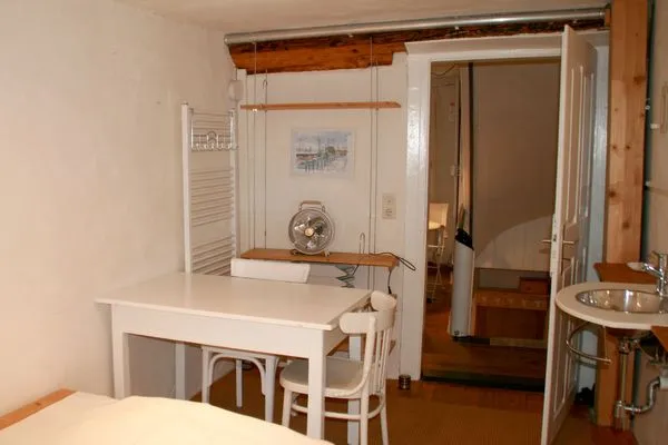 Multi-Fewo-Haus Felsgässele Ferienwohnung Altes Haus 4 Lindau Insel - Schlafzimmer 1 - Einzelbett