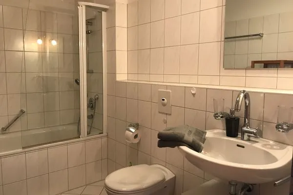  Ferienwohnung am Hopfengarten Lindau und Umgebung - Badezimmer 1