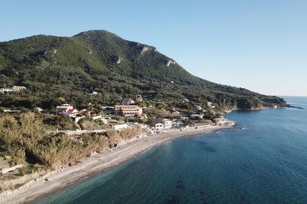 Paramonas Beach  Monastiri