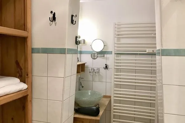 Multi-Fewo-Haus Auf dem Wall Ferienwohnung Am Stadtpark Lindau Insel - Badezimmer 1