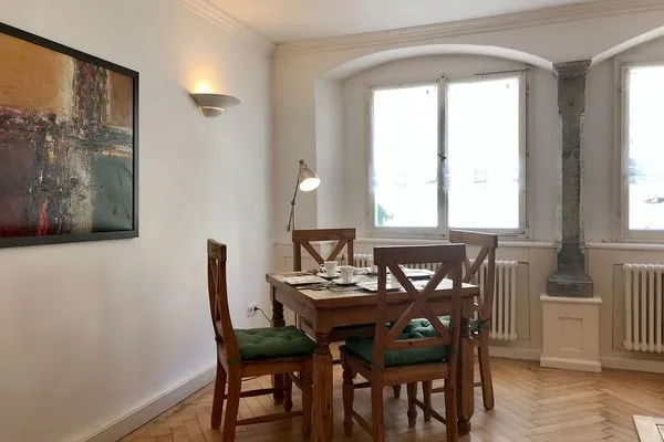 Multi-Fewo-Haus Auf dem Wall Ferienwohnung Am Stadtpark Lindau Insel - Essbereich im Wohnzimmer