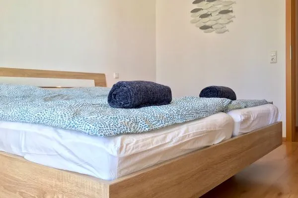 Ferienwohnung Bodenseele Langenargen - Schlafzimmer 2 - Doppelbett