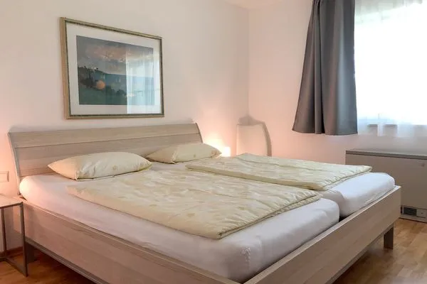  Ferienwohnung Fischerpromenade Kressbronn - Schlafzimmer 2 - Doppelbett