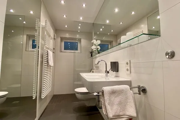  Terrassenwohnung Garten-Oase Lindau und Umgebung - Badezimmer 1