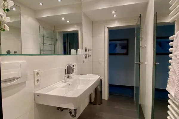  Terrassenwohnung Garten-Oase Lindau und Umgebung - Badezimmer 1