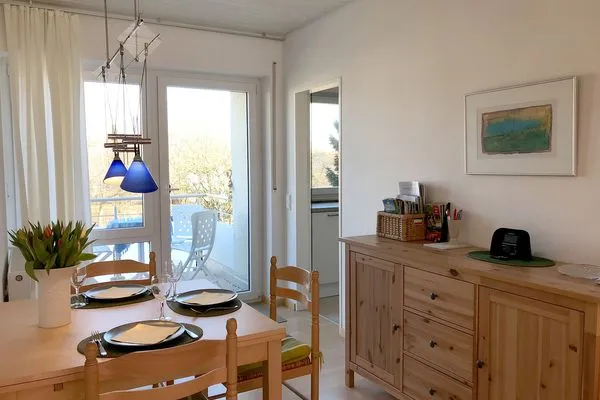  Ferienwohnung Haruna Langenargen - Essbereich