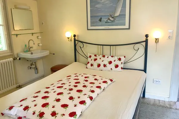  Ferienhaus am See Wasserburg - Schlafzimmer 2